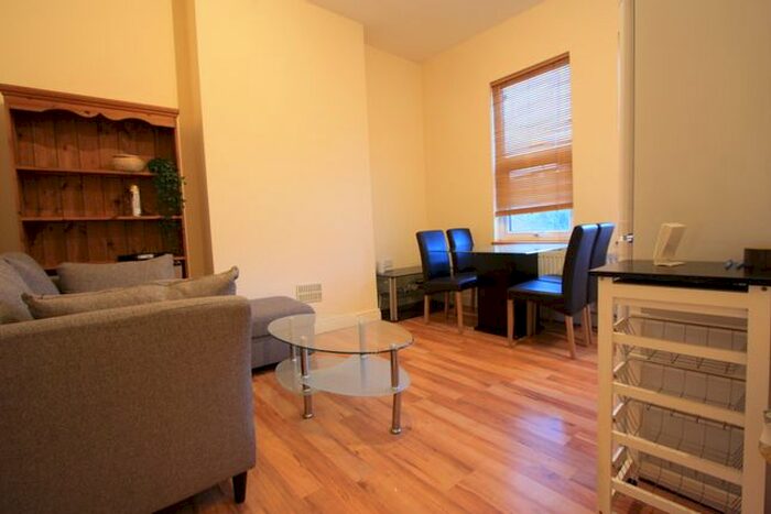 1 Bedroom Maisonette To Rent In Franciscan Rd, Tooting, SW17