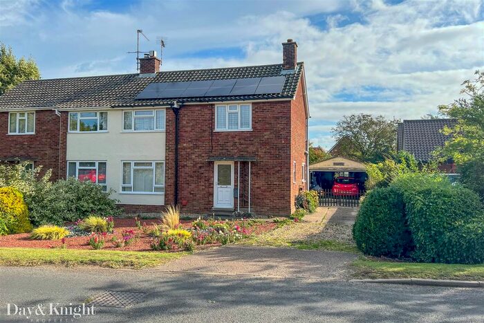 3 Bedroom Semi-Detached House For Sale In Barrow Hill, Barrow, Bury St. Edmunds, IP29