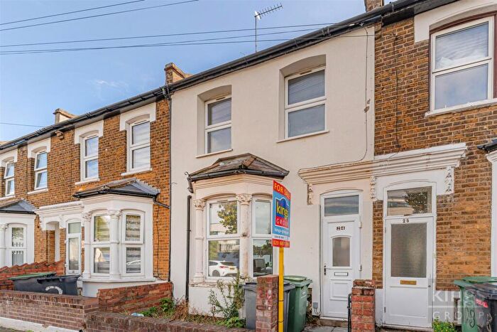 3 Bedroom House For Sale In Trulock Road, London, N17