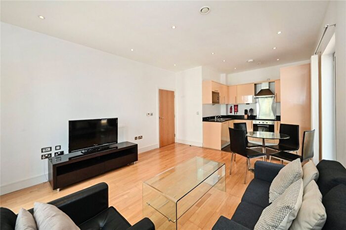 1 Bedroom Flat For Sale In Canary Quarters, Indescon Square, Canary Wharf, London, E14
