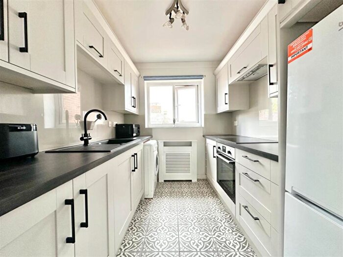 2 Bedroom Flat For Sale In Buxton Road, Disley, Stockport, SK12
