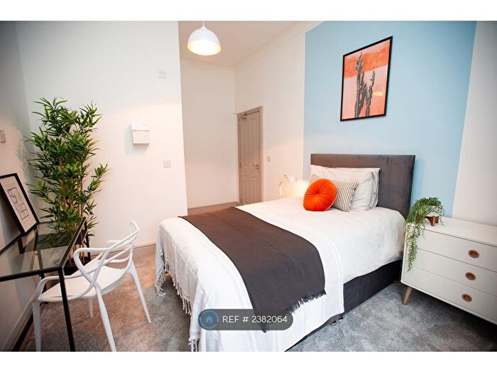 2 Bedroom Flat To Rent In Rawson Street, Farnworth, Bolton, BL4