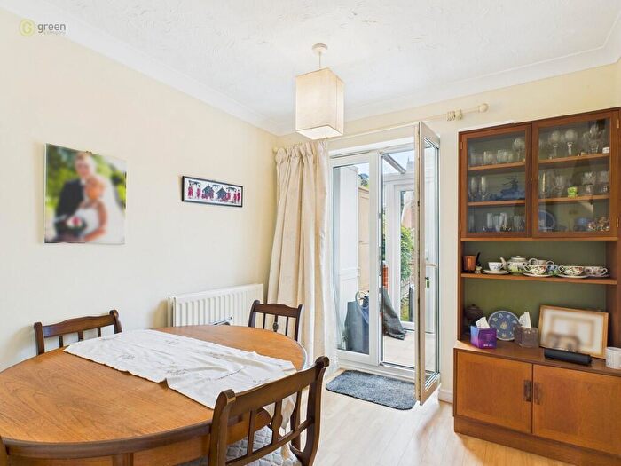 3 Bedroom Terraced House For Sale In Sowers Court, Four Oaks, B75
