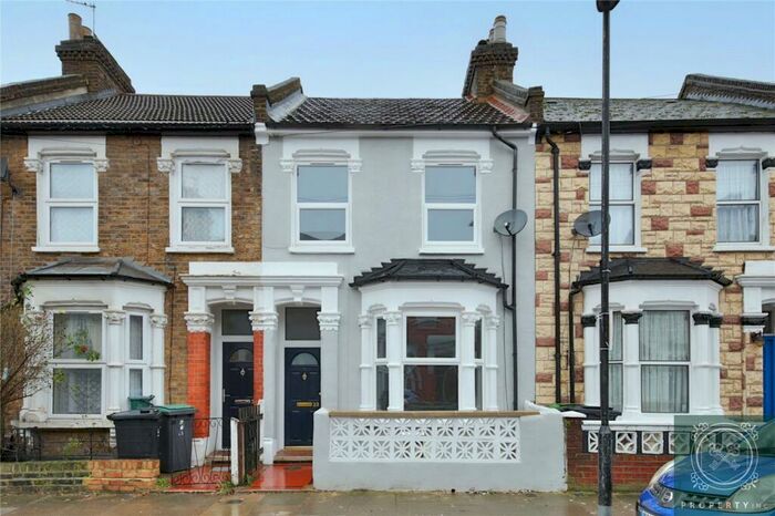 4 Bedroom Terraced House To Rent In Winchelsea Road, London, N17