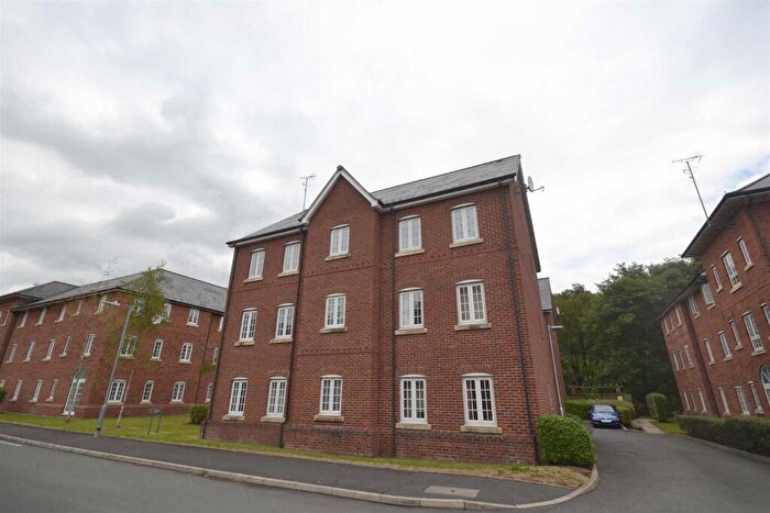 1 Bedroom Apartment To Rent In Hamble Croft, Stoneclough, Radcliffe, M26