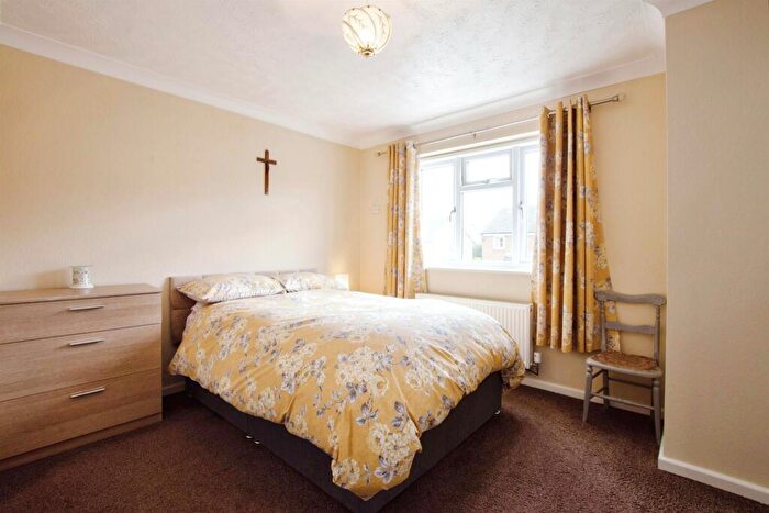 4 Bedroom Detached House For Sale In Bracken Road, Shirebrook, Mansfield, NG20