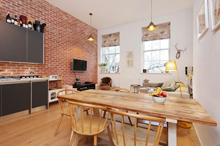 2 Bedroom Flat For Sale In / Duke Street, Leith Links, Edinburgh, EH6