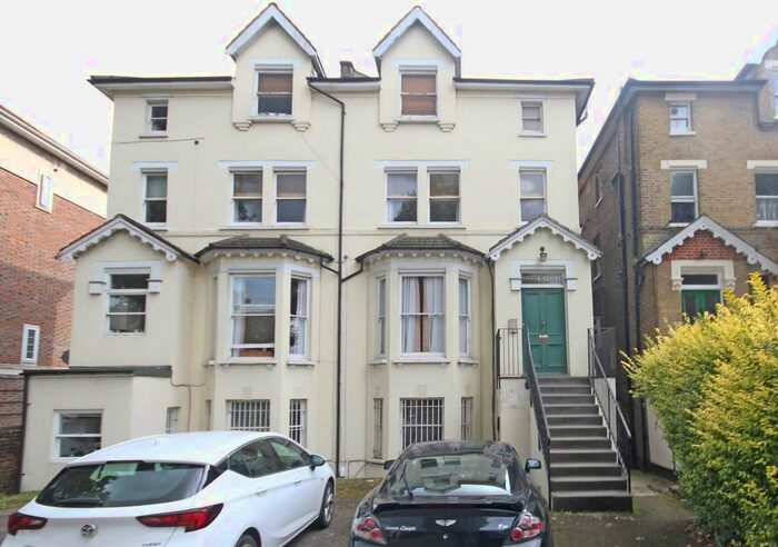 1 Bedroom Flat To Rent In The Grove, London, W5