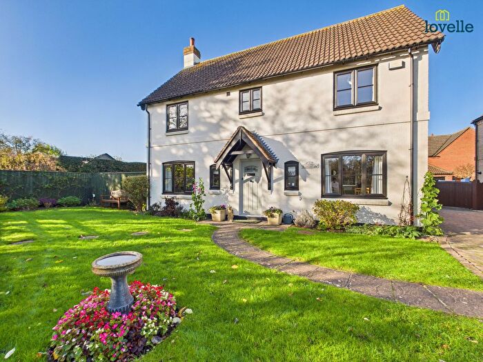 4 Bedroom Detached House For Sale In Woods End, Dunholme, LN2