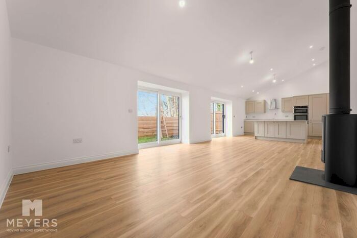 3 Bedroom Bungalow For Sale In Egert Mews, Sturminster Marshall, Dorset, BH21