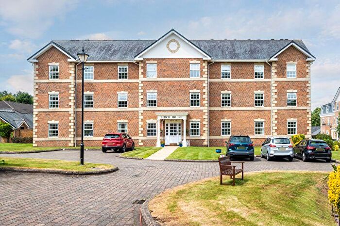 2 Bedroom Flat For Sale In Birch House, Lady Aston Park, Little Aston, B74