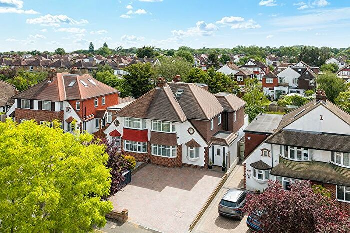 5 Bedroom Semi Detached House For Sale In Woodstone Avenue, Stoneleigh, Surrey, KT17