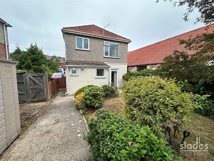 1 Bedroom Flat For Sale In Charminster Road, Charminster, Bournemouth, BH8