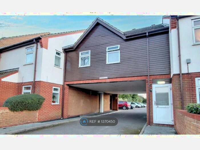 2 Bedroom Flat To Rent In Brancaster Court, Wisbech, PE13