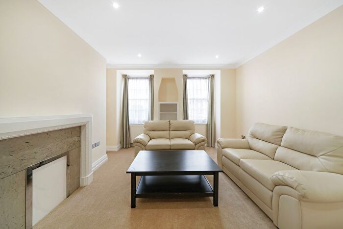 2 Bedroom Flat To Rent In Eyre Court, - Finchley Road, NW8
