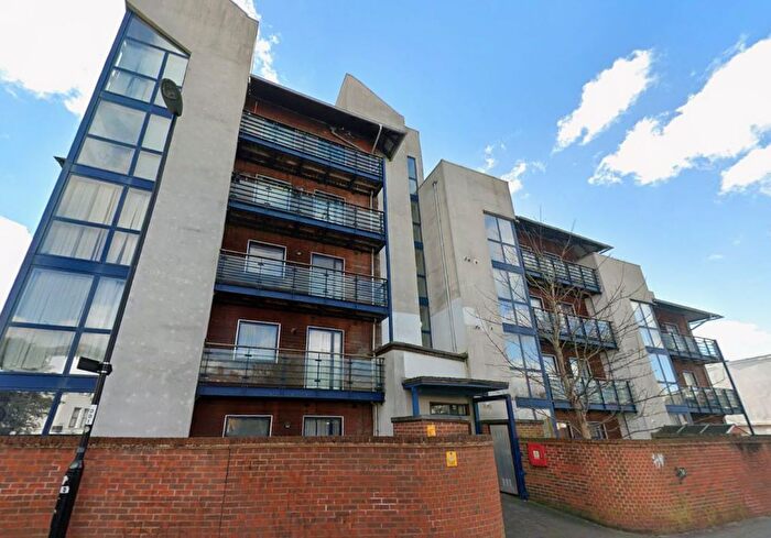 2 Bedroom Flat For Sale In Flat Innova Court, A Leslie Park Road, Croydon, Surrey, CR0