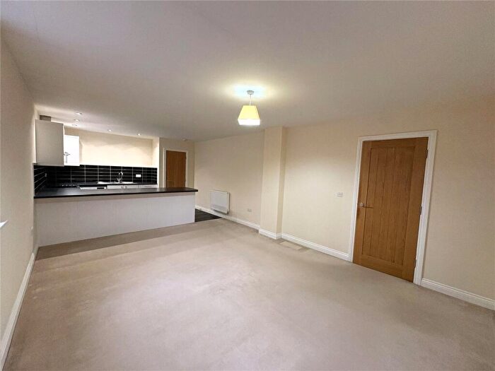 1 Bedroom Apartment For Sale In Millgate Apartments, Millgate, Newark, Notts, NG24