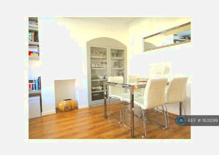 2 Bedroom Terraced House To Rent In Dorchester Road, Morden, SM4