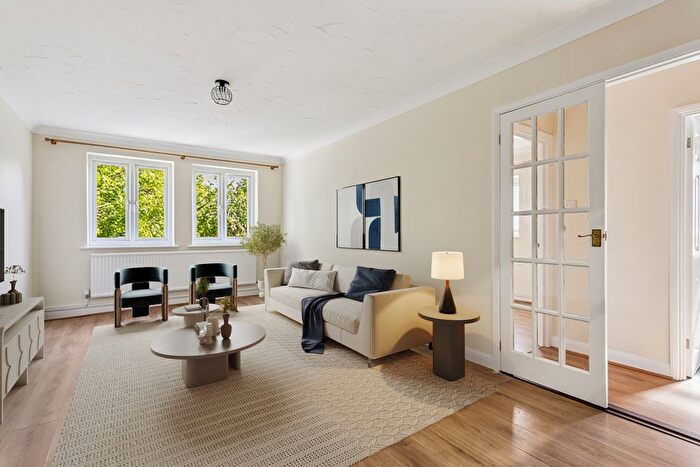 1 Bedroom Flat To Rent In Station Parade, Dorchester Road, Northolt, UB5