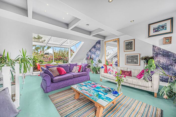 4 Bedroom Flat For Sale In Goldhurst Terrace, South Hampstead, NW6