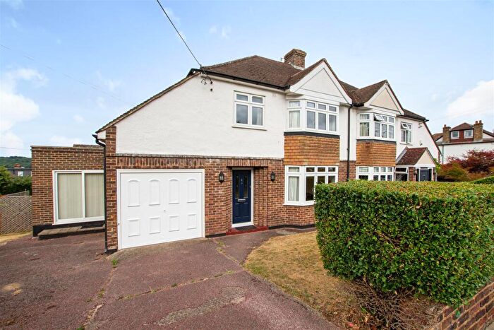 4 Bedroom Semi-Detached House To Rent In Glentrammon Road, Green Street Green, BR6