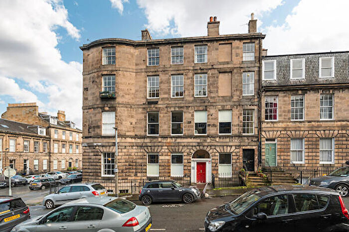 2 Bedroom Flat To Rent In Hart Street, Broughton, Edinburgh, EH1