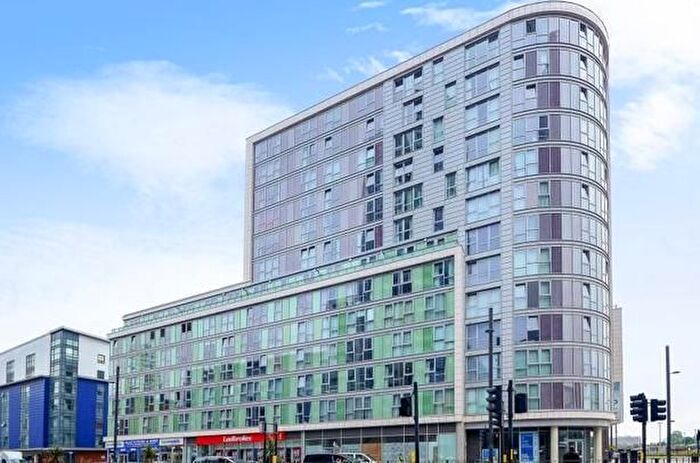 1 Bedroom Flat To Rent In Rick Roberts Way, Stratford Hight Street, Stratford, London, E15