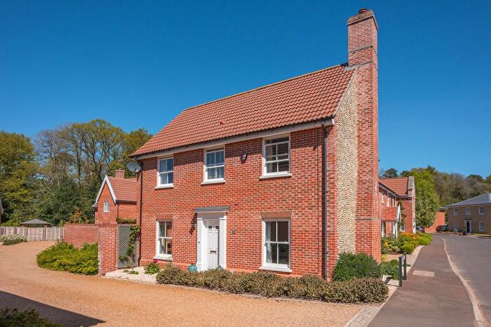 4 Bedroom Semi-Detached House For Sale In A Superbly Located Home In The Heart Of Holt, NR25