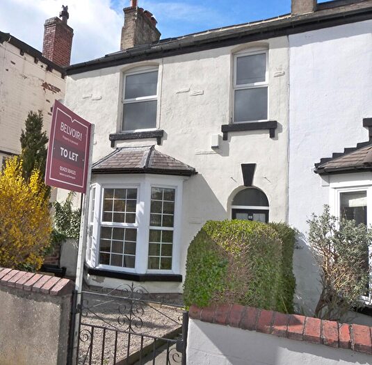 4 Bedroom End Of Terrace House To Rent In Mount Street, Harrogate, HG2