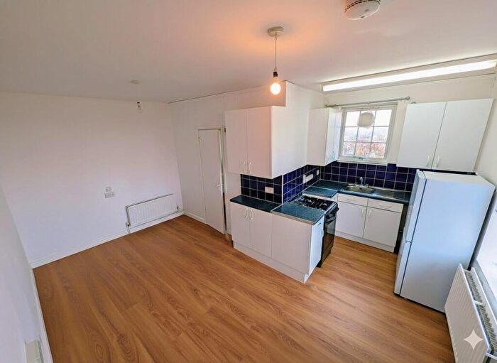 Studio To Rent In Twyford House, Elwood Street, London, N5