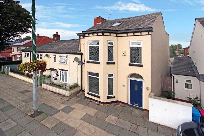 3 Bedroom End Of Terrace House For Sale In Liverpool Road, Cadishead, M44