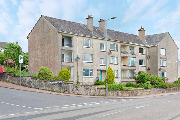 2 Bedroom Flat For Sale In Seaside Park, Ardrishaig, Lochgilphead, PA30