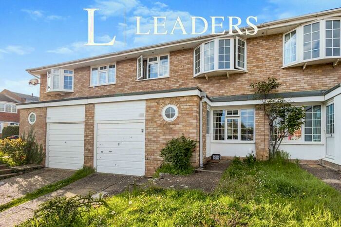 4 Bedroom Semi-Detached House To Rent In Lynwood, GU2