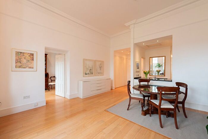 1 Bedroom Flat To Rent In Warrington Crescent, London, W9