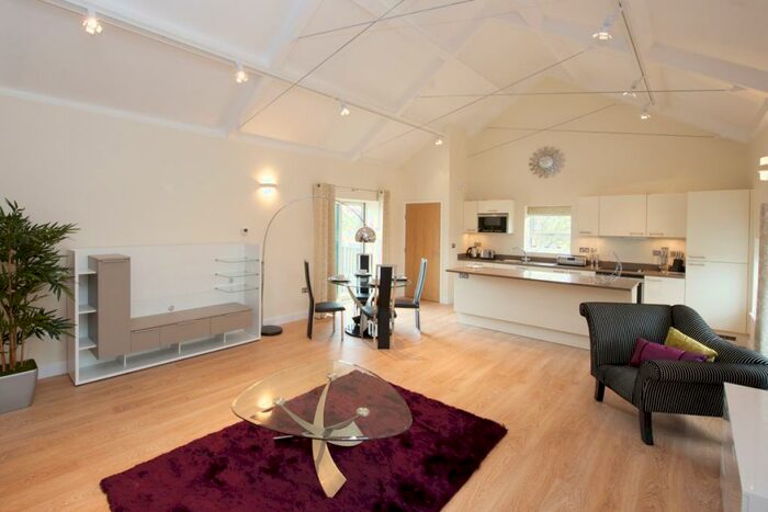 1 Bedroom Apartment To Rent In Mill Street, City Centre, OX2