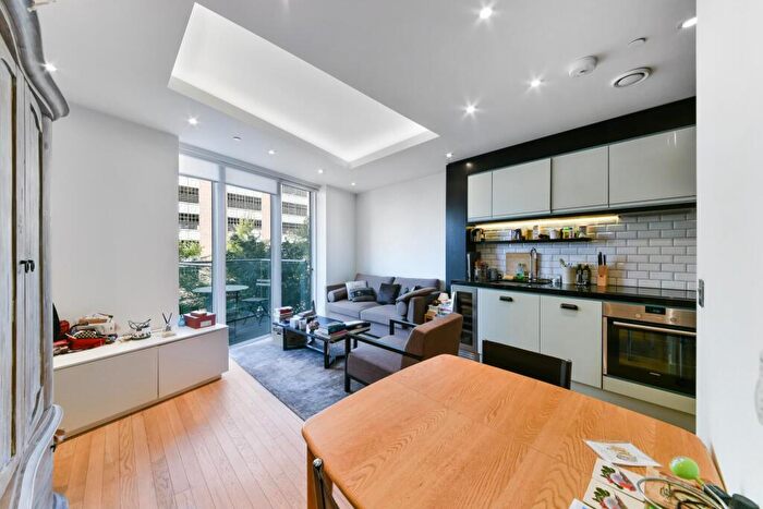 1 Bedroom Apartment To Rent In Park Vista Tower, Wapping, E1W