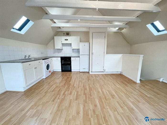 1 Bedroom Flat To Rent In Tindal Street, Chelmsford, CM1