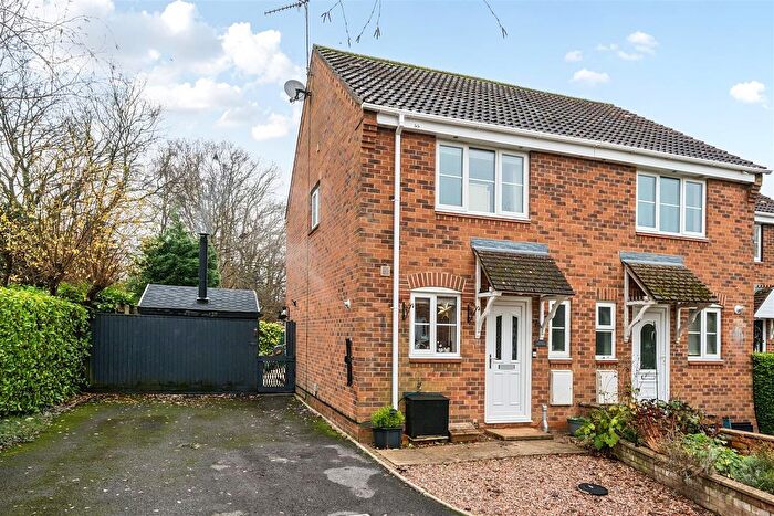 2 Bedroom End Of Terrace House For Sale In Albion Way, Verwood, BH31