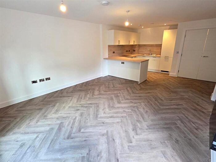 1 Bedroom Apartment To Rent In Weavers House, Castleward Boulevard, Derby, DE1