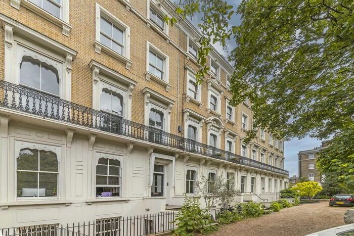 2 Bedroom Flat To Rent In Clapham Common North Side, London, SW4