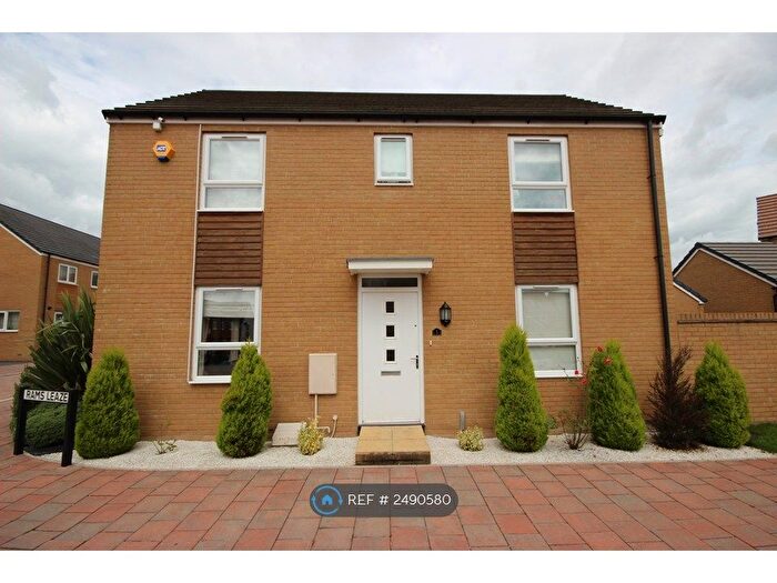 3 Bedroom Detached House To Rent In Rams Leaze, Patchway, Bristol, BS34