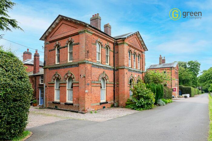 3 Bedroom Mews For Sale In Canwell Drive, Canwell, Sutton Coldfield, B75