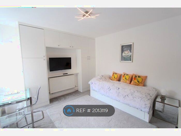 Studio To Rent In Marlborough Hill, Harrow, HA1