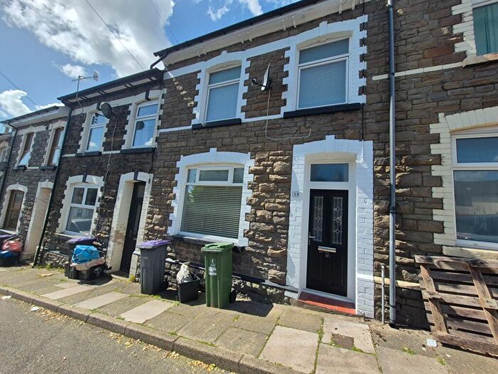 3 Bedroom Terraced House To Rent In John Street, Pontypool, NP4
