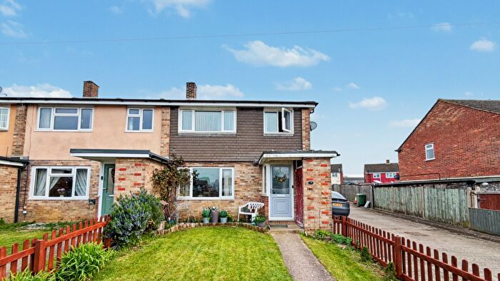 3 Bedroom End Of Terrace House For Sale In Woodpiece Road, Upper Arncott, OX25