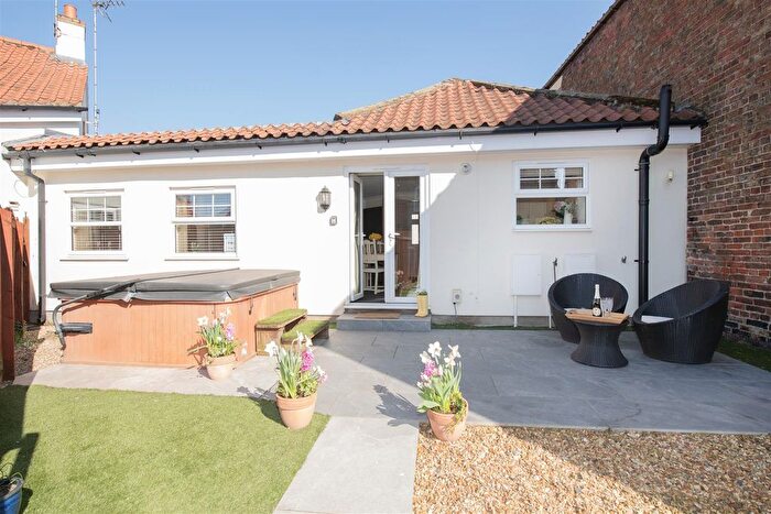 1 Bedroom Cottage For Sale In Alderson Mews, Main Street, North Frodingham, YO25