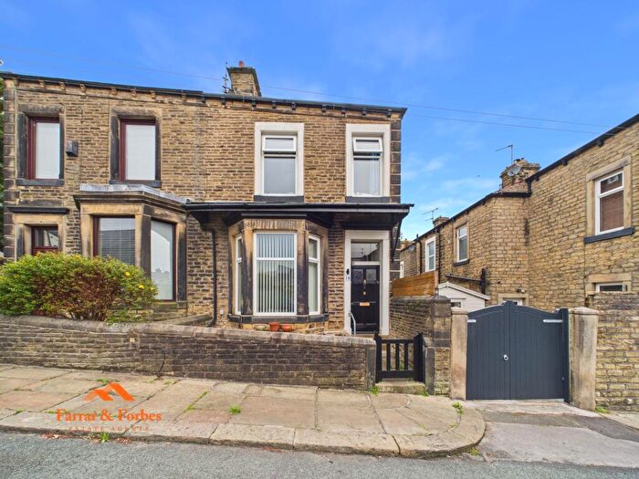 3 Bedroom Semi Detached House For Sale In York Street, Colne, BB8