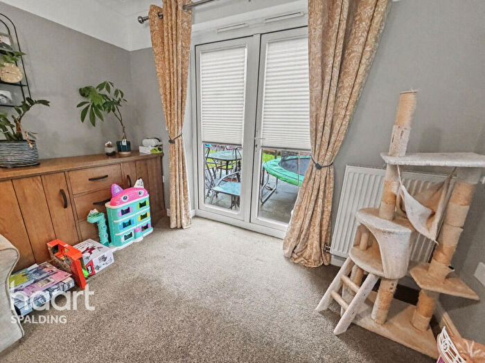 4 Bedroom End Of Terrace House For Sale In Sir Peter Scott Road, Sutton Bridge, PE12