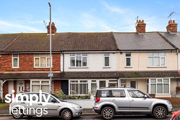 3 Bedroom House To Rent In Denmark Road, Brighton, BN41