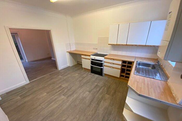 2 Bedroom Terraced House To Rent In Rotherham Road, Sheffield, S21